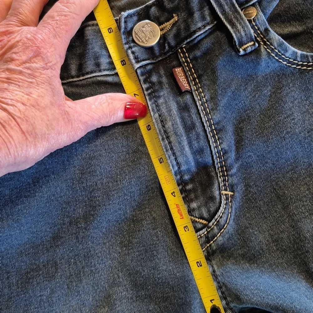 Burberry Jeans Equestrian Knight Design.Sz.W.31×L27.75" Rise 9". - Picture 14 of 17